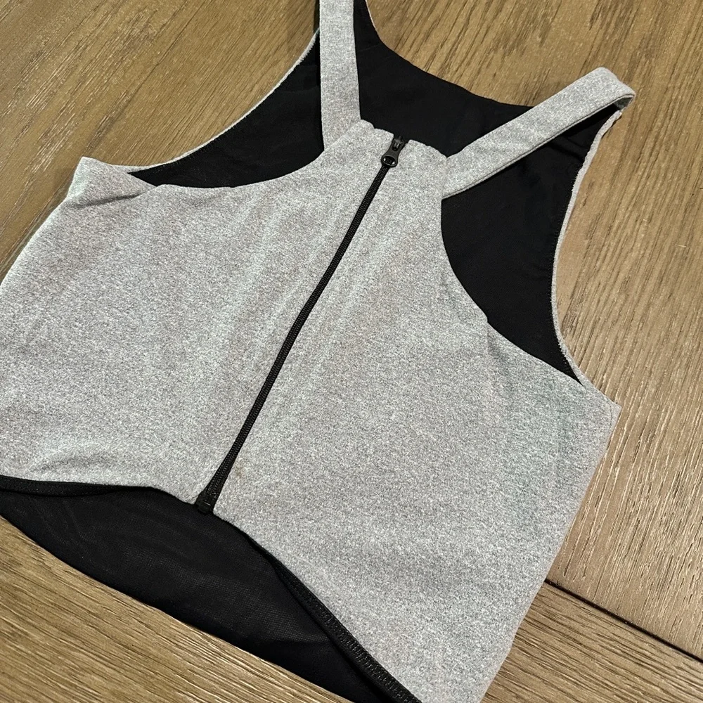 Revolve Koral Cropped Tank Top Size Small Gray - Picture 4 of 7
